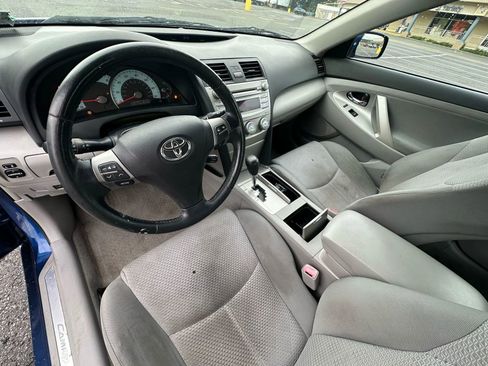 Used 2011 Toyota Camry SE image 17