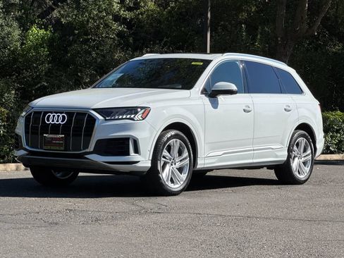 Used 2023 Audi Q7 3.0T Premium Plus AWD/4WD image 9