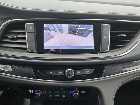 Used 2020 Buick Enclave Preferred image 22