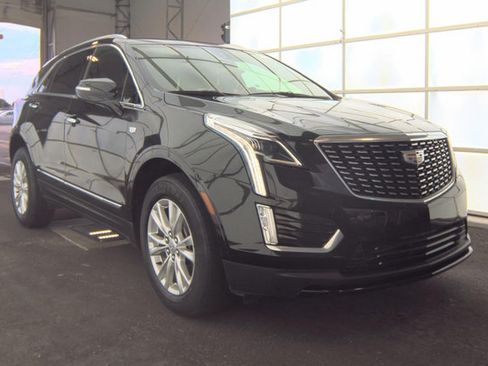 Used 2021 Cadillac XT5 Luxury FWD image 3