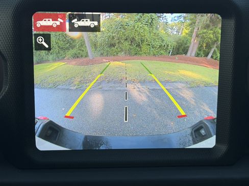 Used 2021 Jeep Gladiator Rubicon AWD/4WD image 26