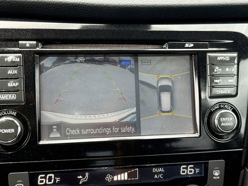 Used 2017 Nissan Rogue SL image 12