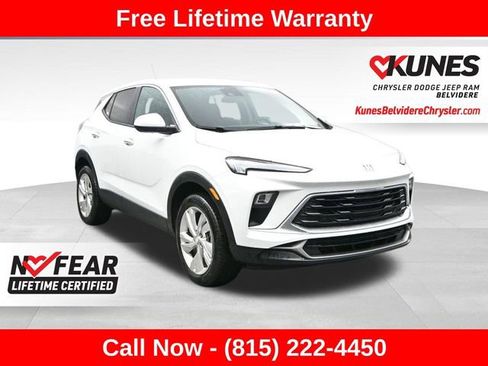 Used 2025 Buick Encore GX Preferred AWD/4WD image 1