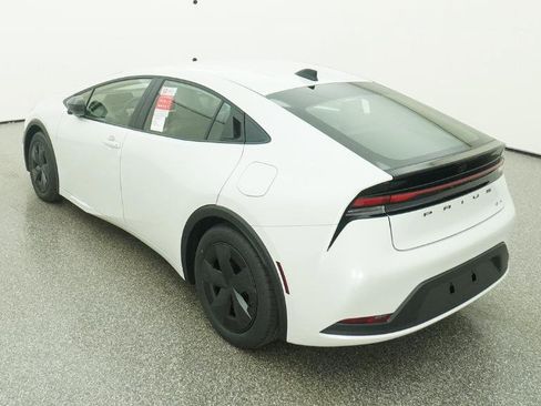 New 2026 Toyota Prius LE image 14