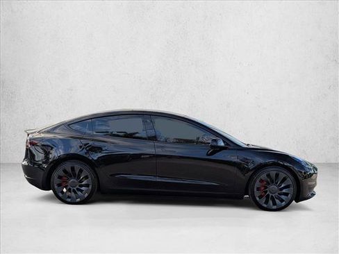 Used 2022 Tesla Model 3 Performance image 4
