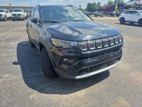 Used 2022 Jeep Compass Limited AWD/4WD image 1