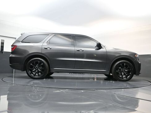 Used 2019 Dodge Durango SXT image 24