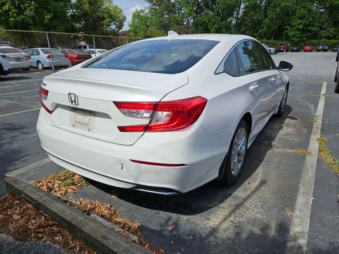 Used 2018 Honda Accord LX image 7