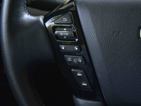 Used 2023 Nissan Armada SL w/ Midnight Edition Package RWD image 21