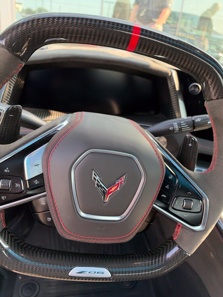 Used 2026 Chevrolet Corvette Z06 RWD image 9