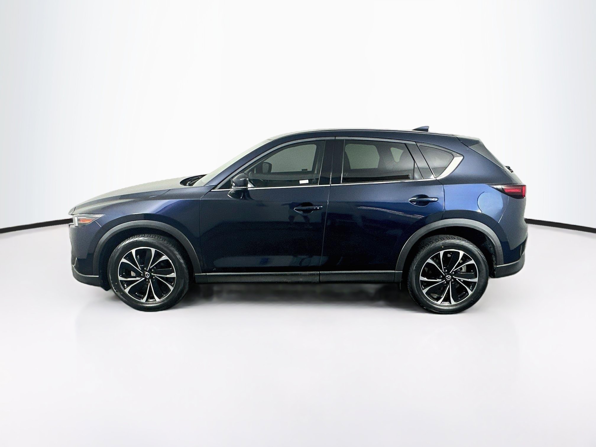Used 2022 MAZDA CX-5 AWD 2.5 S w/ Premium Package image 4