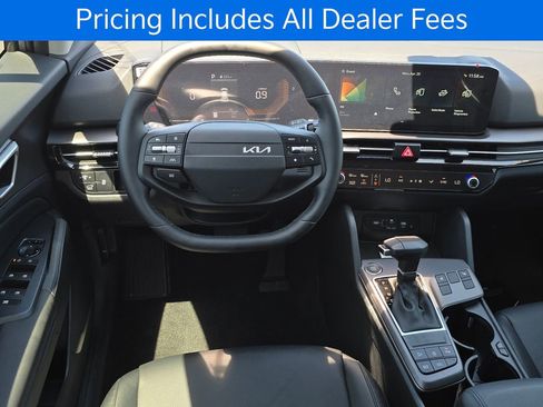 New 2026 Kia Sportage EX FWD image 13