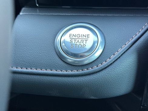 New 2026 Lincoln Nautilus Premier w/ Equipment Group 102A image 22