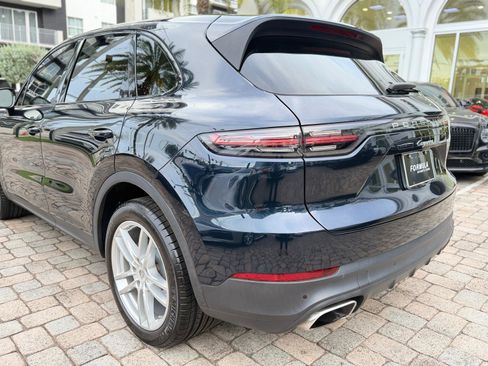 Used 2020 Porsche Cayenne image 13