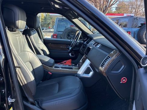 Used 2018 Land Rover Range Rover Supercharged image 8