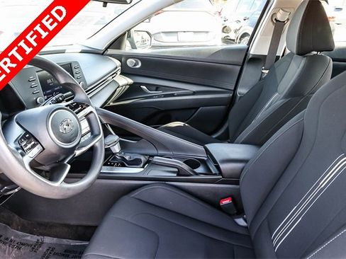 Certified 2023 Hyundai Elantra SEL image 21