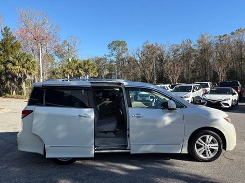Used 2011 Nissan Quest LE image 28