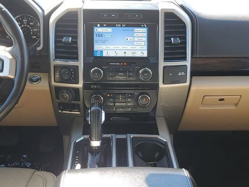 Used 2017 Ford F150 Lariat w/ Equipment Group 501A Mid AWD/4WD image 31