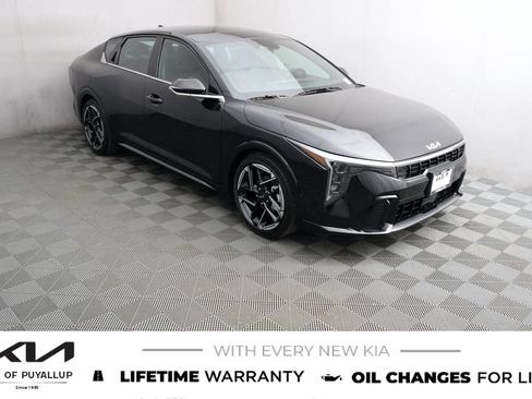 New 2026 Kia K4 GT-Line FWD image 3