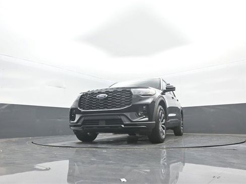 New 2026 Ford Explorer ST-Line image 28