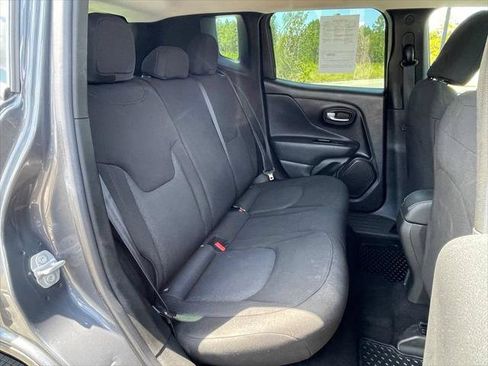 Certified 2022 Jeep Renegade Sport AWD/4WD image 42