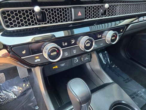 Used 2024 Honda Civic EX image 23