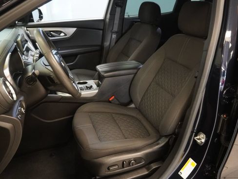 Used 2021 Chevrolet Blazer LT AWD/4WD image 3