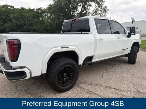 Used 2025 GMC Sierra 2500 AT4 w/ AT4 Premium Plus Package AWD/4WD image 2