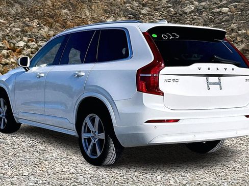 Used 2023 Volvo XC90 B5 Core image 11