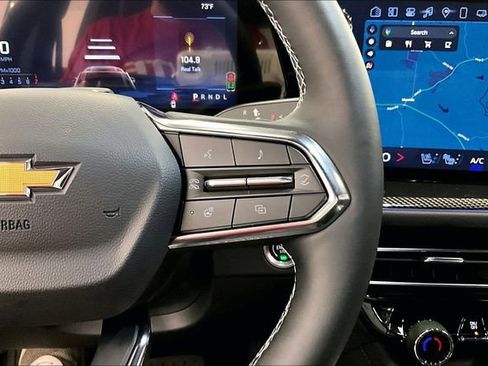 Used 2025 Chevrolet Traverse High Country image 27