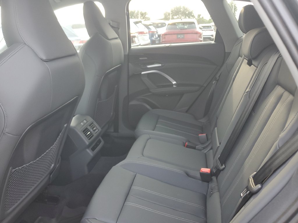 New 2026 Audi Q5 Premium Plus AWD/4WD image 18