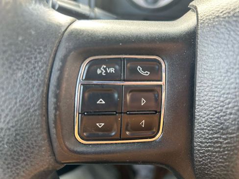Used 2014 RAM 1500 Classic SLT image 17
