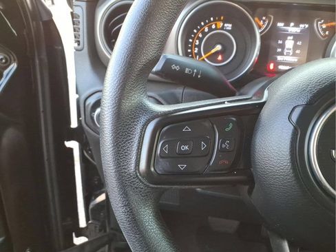 Used 2019 Jeep Wrangler Unlimited Sport AWD/4WD image 23