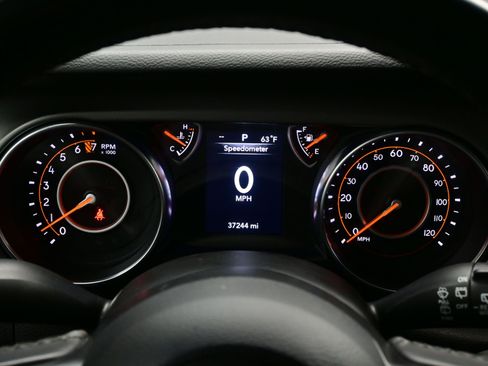 Used 2022 Jeep Wrangler Unlimited Sport image 23