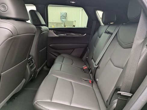 New 2026 Cadillac XT5 Sportv w/ LPO, Floor Liner Package AWD/4WD image 12