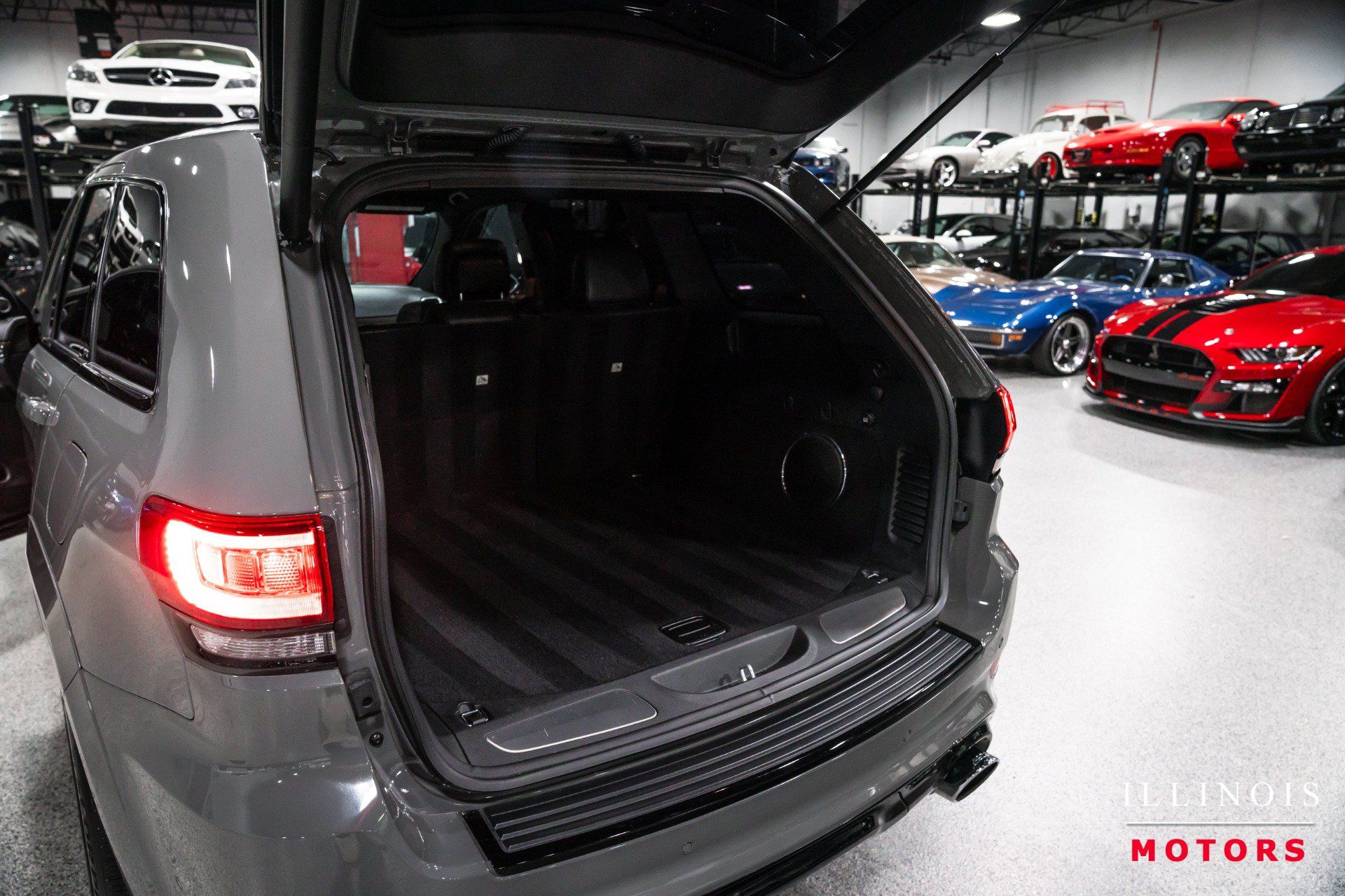Used 2021 Jeep Grand Cherokee SRT AWD/4WD image 16