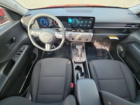 New 2026 Hyundai Kona SE image 17