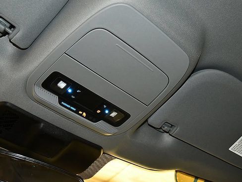 Used 2021 Ford F150 XLT AWD/4WD image 27