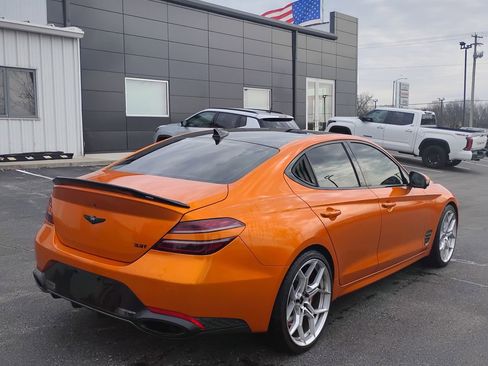 Used 2022 Genesis G70 3.3T Launch Edition image 3