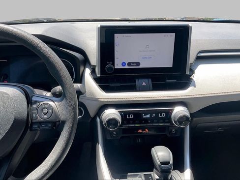 Used 2025 Toyota RAV4 XLE FWD image 7
