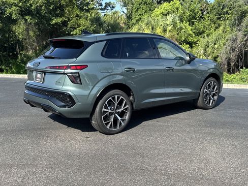 New 2026 Audi Q3 quattro 2.0T AWD/4WD image 4