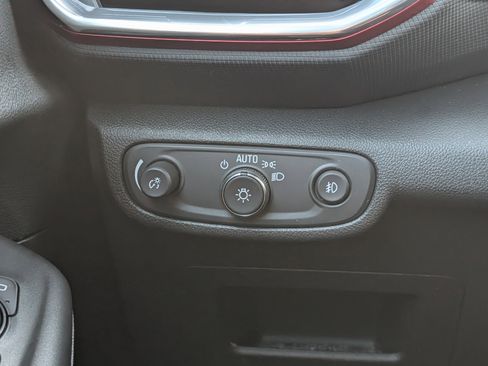 Used 2023 Chevrolet TrailBlazer RS w/ Convenience Package image 26