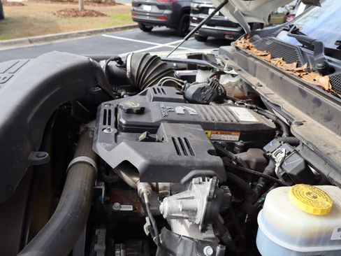 Used 2024 RAM 2500 Limited w/ Safety Group image 44