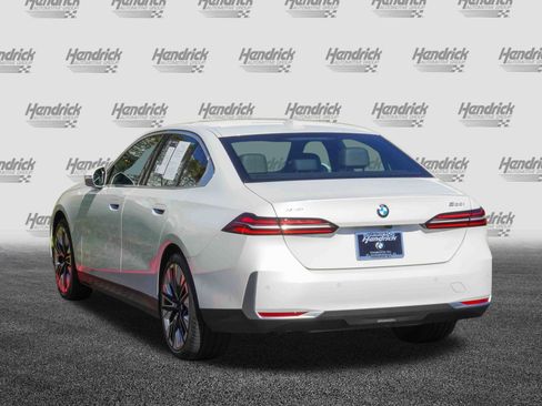 Certified 2025 BMW 530i xDrive image 6