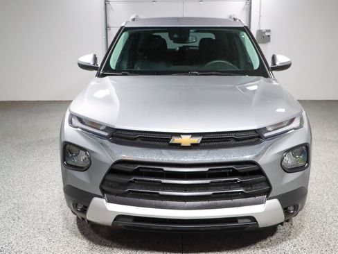 Used 2023 Chevrolet TrailBlazer LT w/ Convenience Package FWD image 4