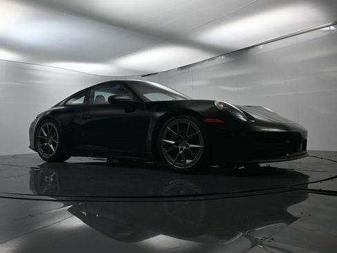 Used 2025 Porsche 911 Carrera image 48