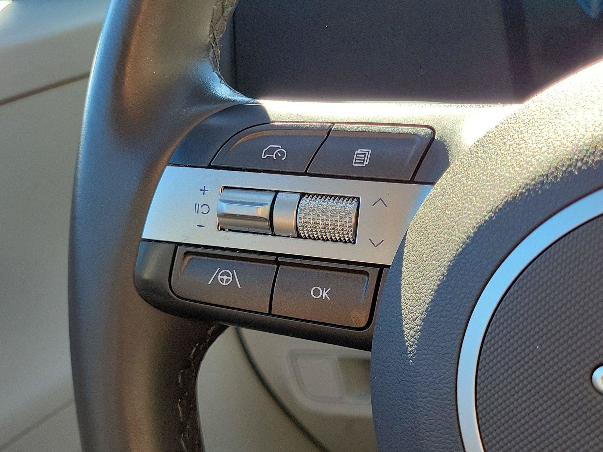 Used 2025 Hyundai Kona SEL AWD/4WD image 11