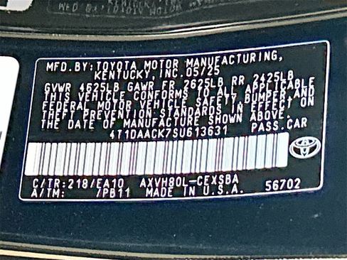 Used 2025 Toyota Camry LE image 28