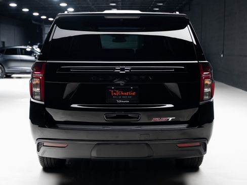 Used 2024 Chevrolet Suburban RST w/ Luxury Package image 26