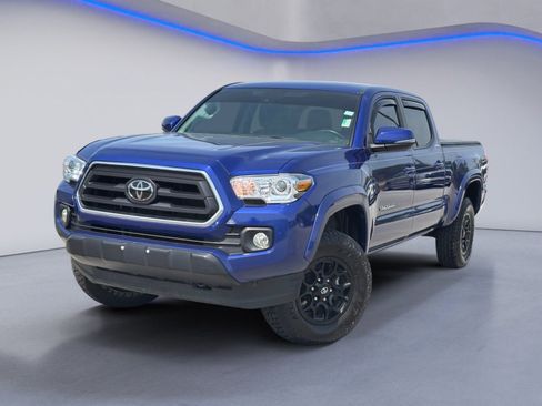 Used 2022 Toyota Tacoma SR5 w/ Technology Package RWD image 2